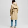 ABRIGO TRENCH CON CAPUCHA