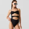 BAÑADOR BANDEAU ACANALADO