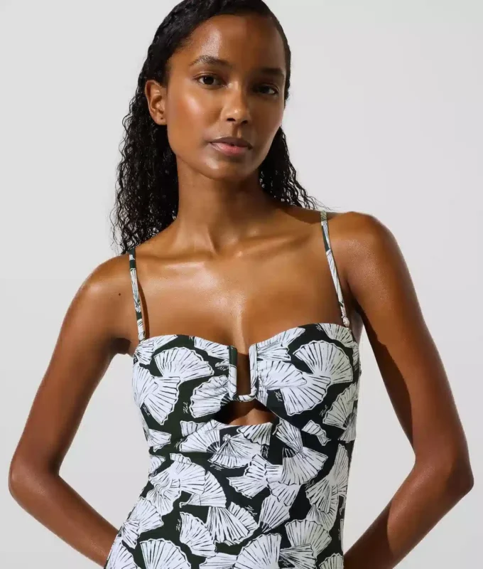Bañador con estampado de abanicos