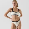BAJAS DE BIKINI MONOCROMÁTICAS