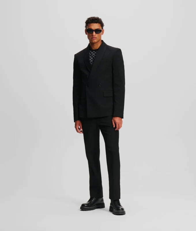 BLAZER DE DOS BOTONES CON MONOGRAMA