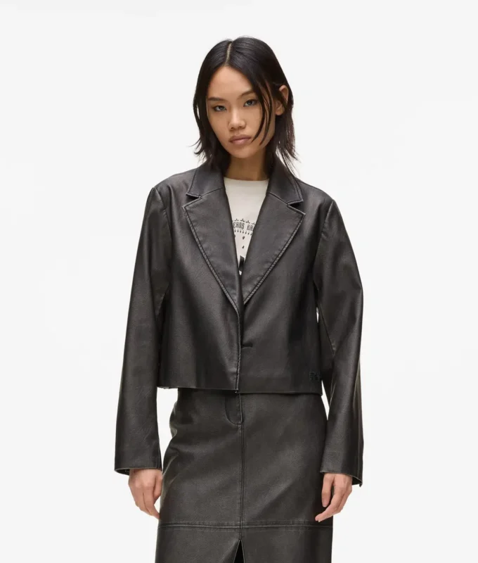 Blazer de piel sintética desgastada