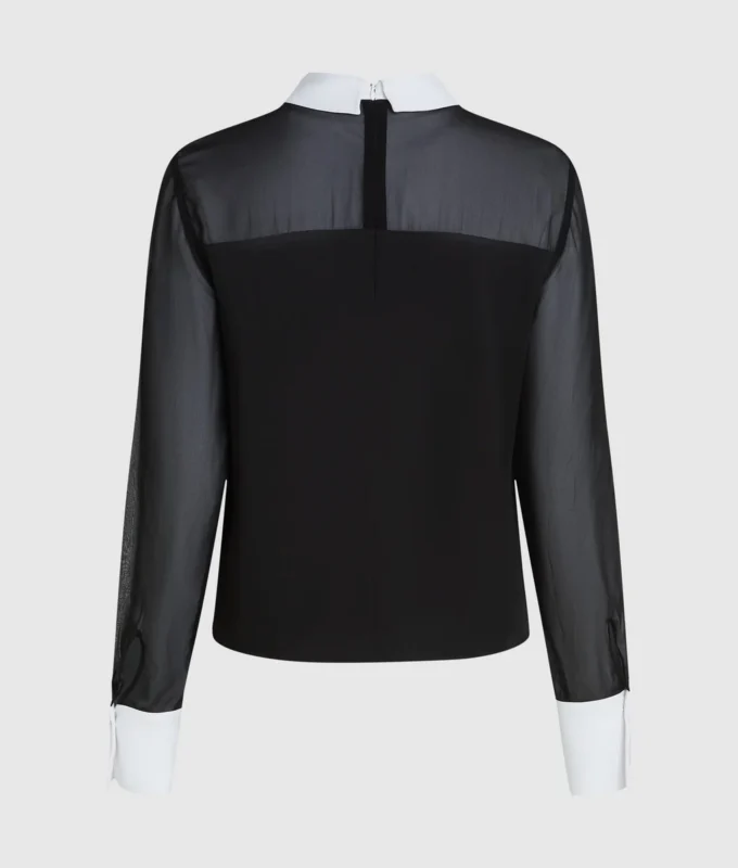 Blusa con detalle de lazo