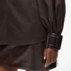 Blusa con mangas abullonadas