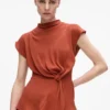 BLUSA DE MANGA CORTA CON NUDO
