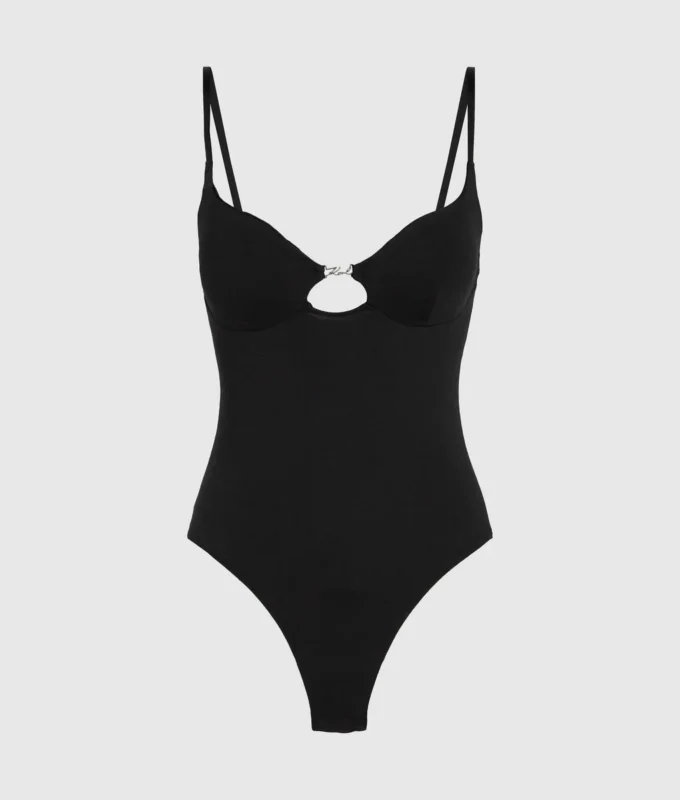 Body de pierna alta característico