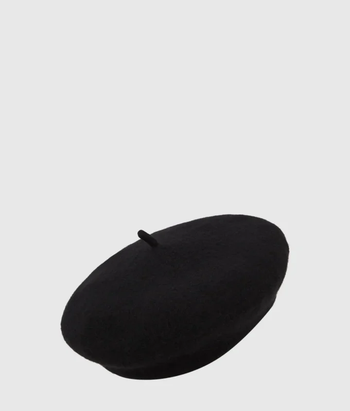 Boina K/Autograph