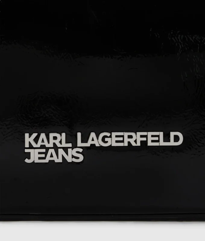 Bolso bandolera brillante con logotipo