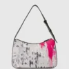 Bolso bandolera con estampado graffiti