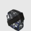 Bolso bandolera con estampado graffiti