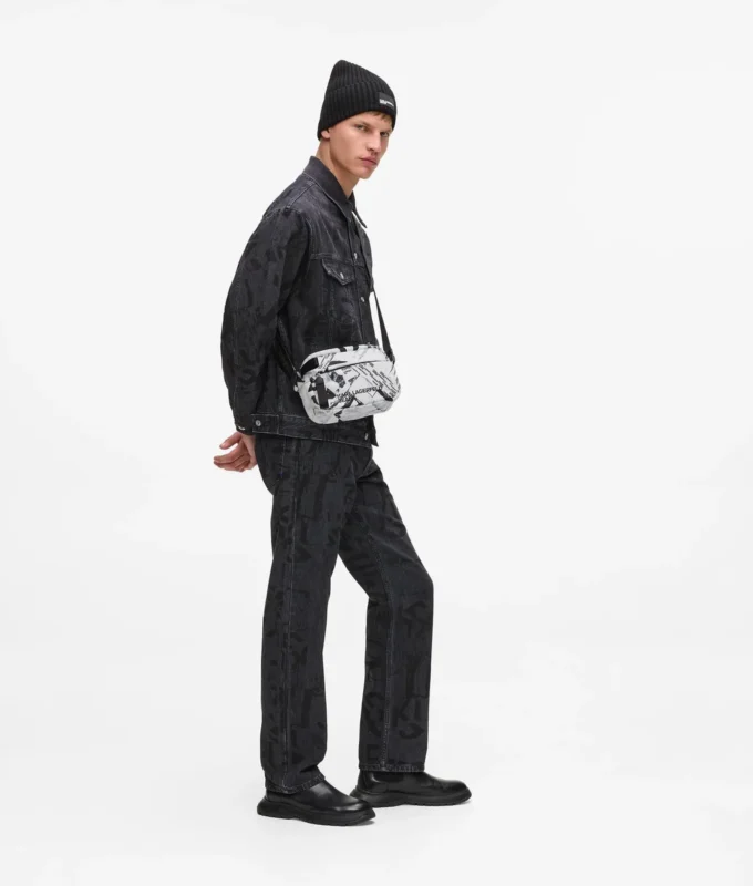 Bolso bandolera con estampado gráfico integral