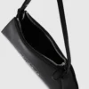 Bolso bandolera con logotipo geométrico brillante