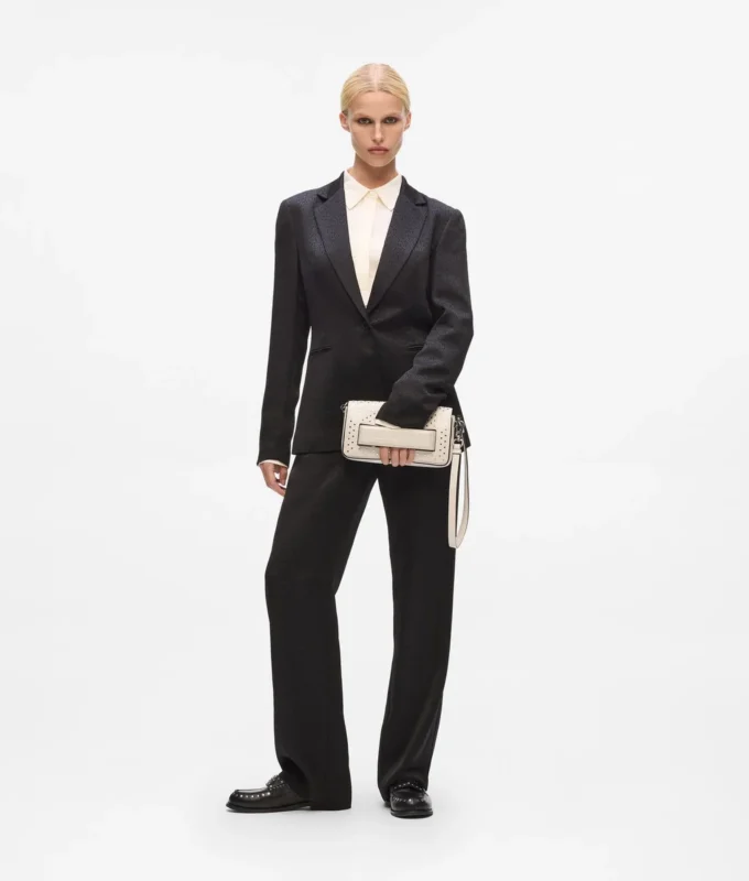 Bolso bandolera con tachuelas Ikon K