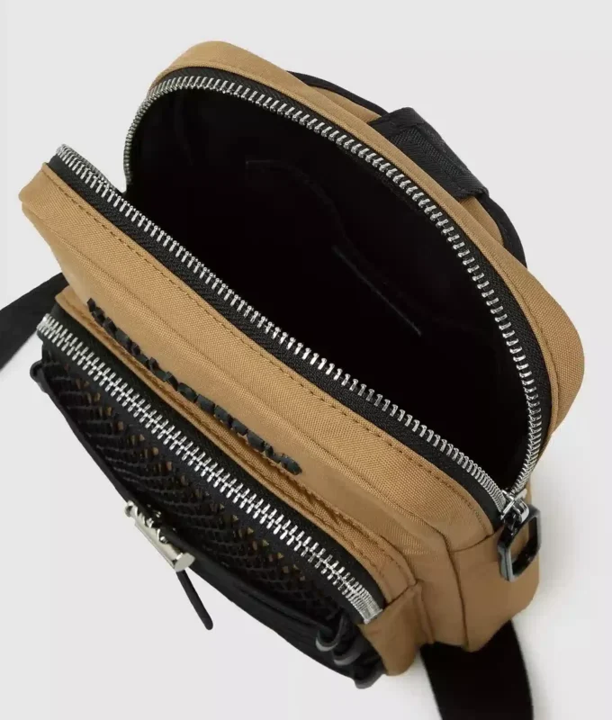Bolso bandolera utilitario con cordón