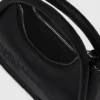 Bolso con asa superior acolchada
