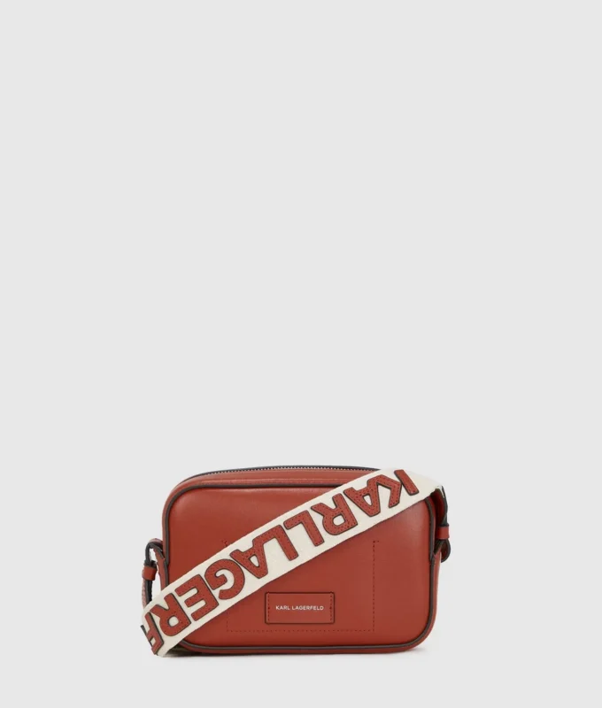 BOLSO CRUZADO PERFORADO K/CIRCLE