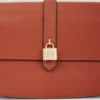 BOLSO DE HOMBRO CON CANDADO K/AUTOGRAPH