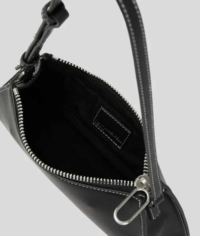 BOLSO DE HOMBRO PEQUEÑO CON LOGOTIPO METÁLICO