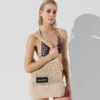 BOLSO DE PLAYA DE CROCHET CON LOGOTIPO