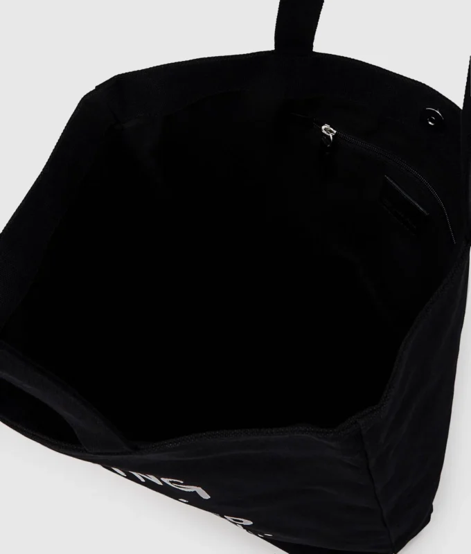 Bolso shopper con cita de Karl