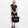 Bolso shopper con logotipo de pedrería