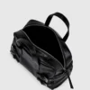 Bolso tipo bolera con hebilla