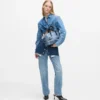 Bolso tipo bowling con hebilla de denim
