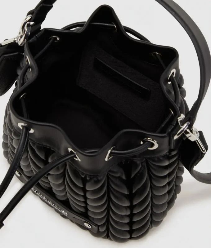 Bolso tipo cubo K/Weave