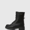 Botas con cordones para niña