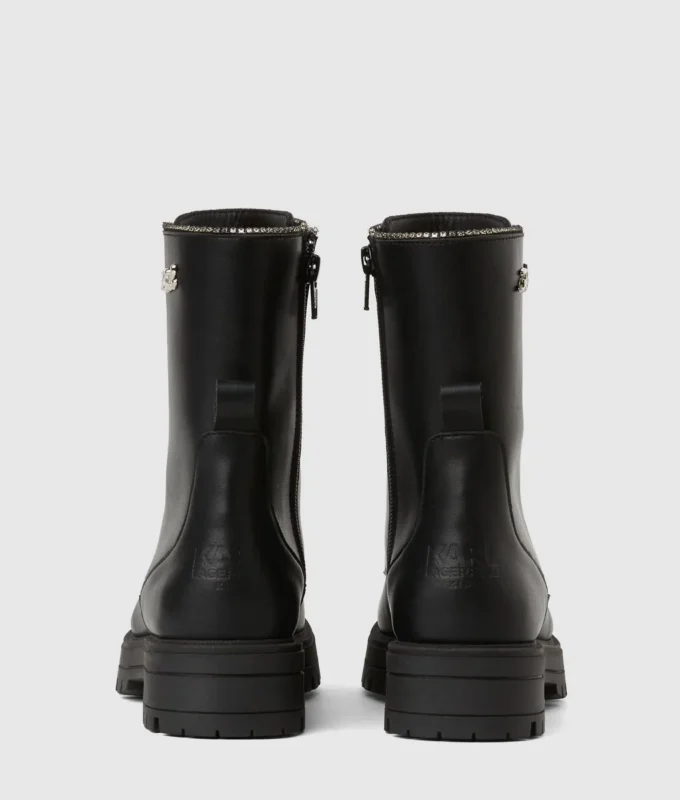 Botas con cordones para niña