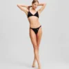 BRALETTE ACOLCHADO CON RIBETE IKON