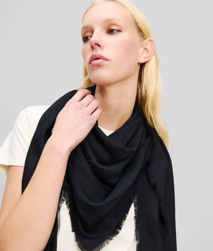 BUFANDA JACQUARD K/SIGNATURE