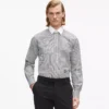 Camisa a rayas con cuello en contraste