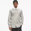 Camisa a rayas con cuello en contraste