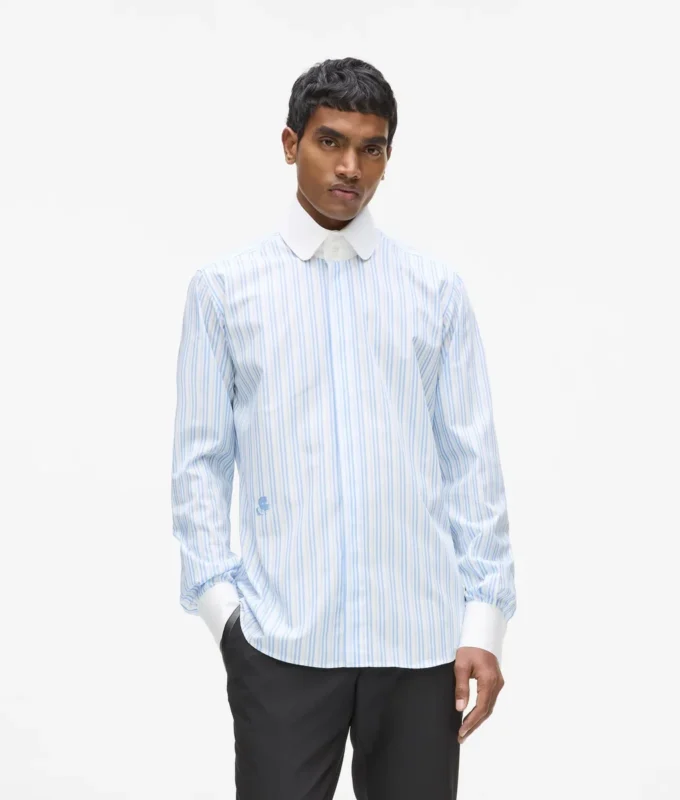 Camisa a rayas con cuello en contraste