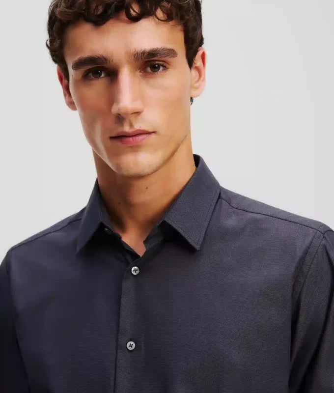 CAMISA CON BOTONES