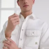 CAMISA CON COSTURAS EN CONTRASTE