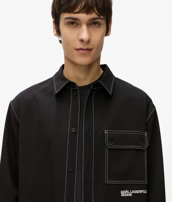 Camisa con costuras en contraste