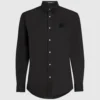 Camisa con cuello de cristal