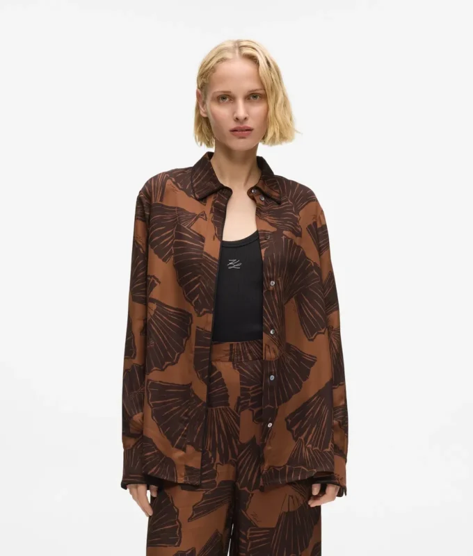Camisa con estampado de abanicos
