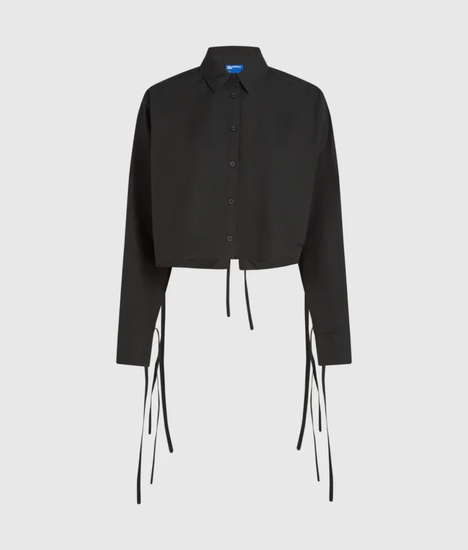 Camisa con lazo en la espalda