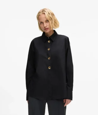 Camisa con letras Karl