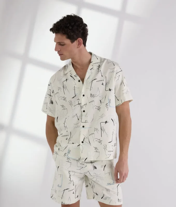 CAMISA DE BOLOS CON ESTAMPADO INTEGRAL