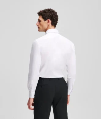 CAMISA DE CORTE MODERNO