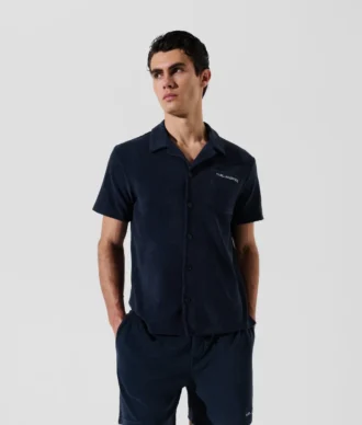 CAMISA DE TOALLA CON LOGOTIPO