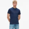 Camiseta ajustada con logotipo