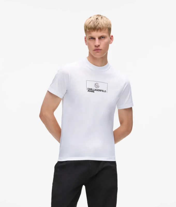 Camiseta ajustada con logotipo