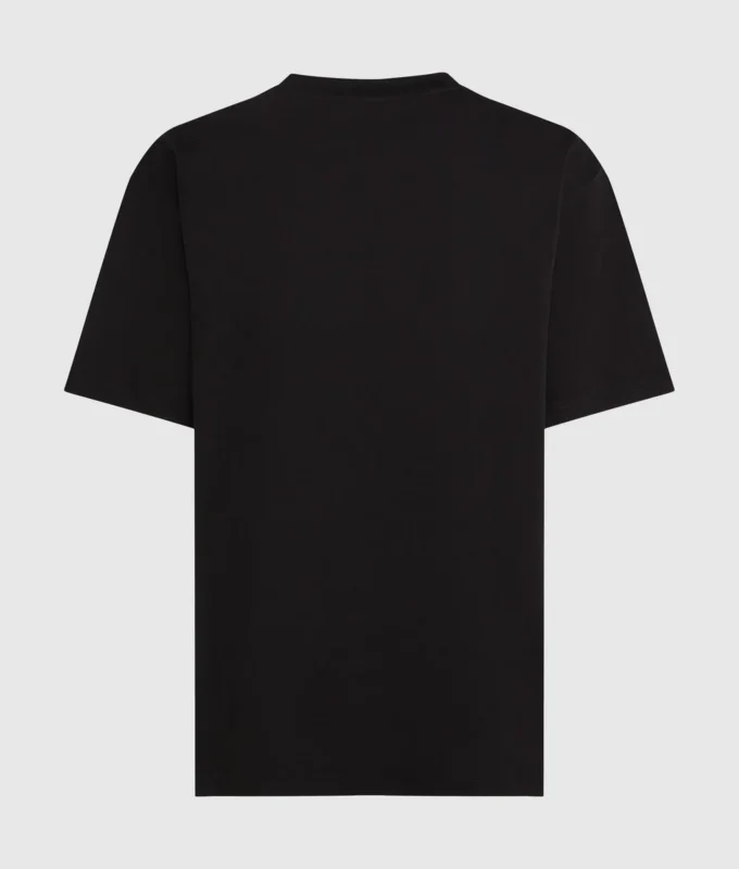 Camiseta con cita de Karl