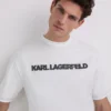 CAMISETA CON COSTURAS EN CONTRASTE