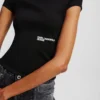 CAMISETA CON CUELLO CUADRADO